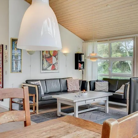 Ve174-vejers-strand-spurvevej-5 Feriehus
