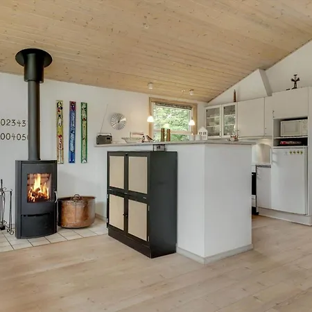 Ve174-vejers-strand-spurvevej-5 *